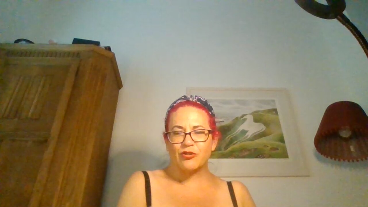 KinkyCorina