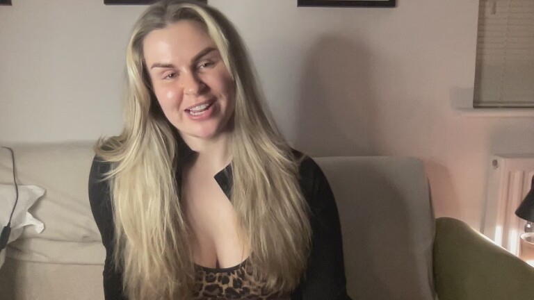 ClaraXVale's Streamate show and profile