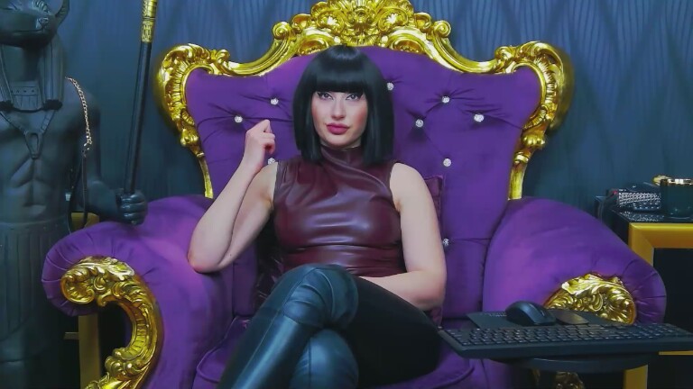 LaraMaeve's Streamate show and profile