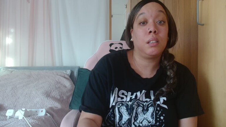 MissNaughtyCaramel's Streamate show and profile