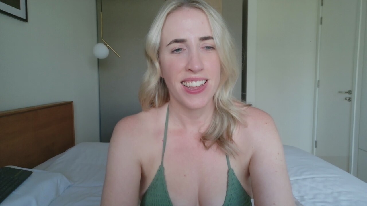 MollyLoveNZ