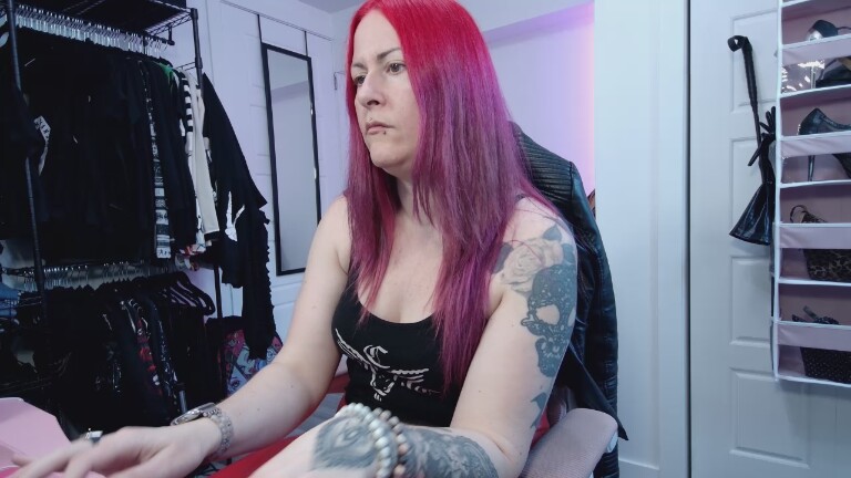 missgennyrock's Streamate show and profile